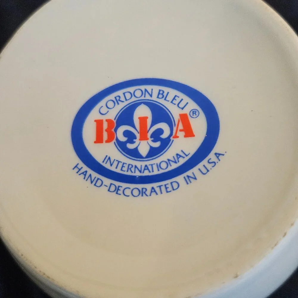 TEAPOT, VINTAGE BIA CORDON BLEU INTERNATIONAL